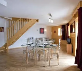 Les Balcons De Recoin - Aparthotel